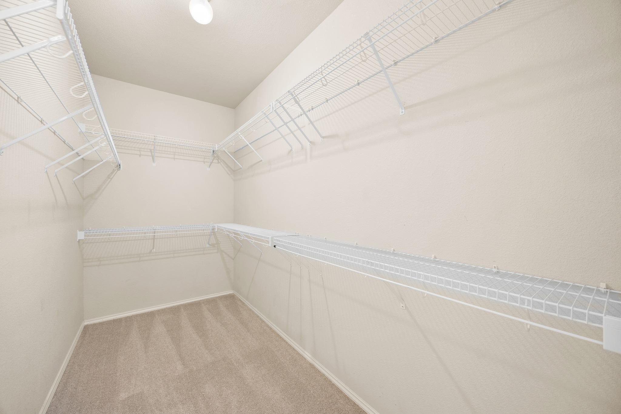 306 Olmos Dr, Leander, TX 78641