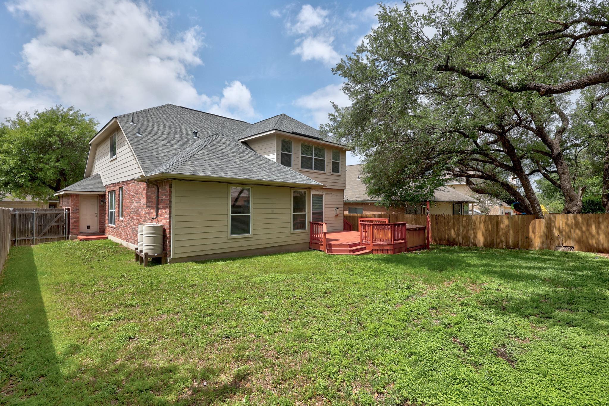 306 Olmos Dr, Leander, TX 78641