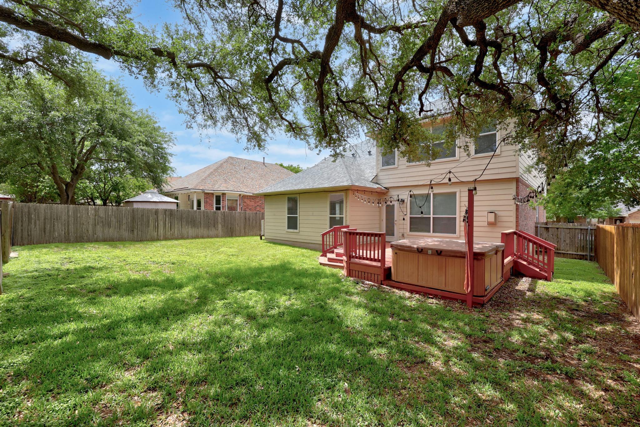306 Olmos Dr, Leander, TX 78641