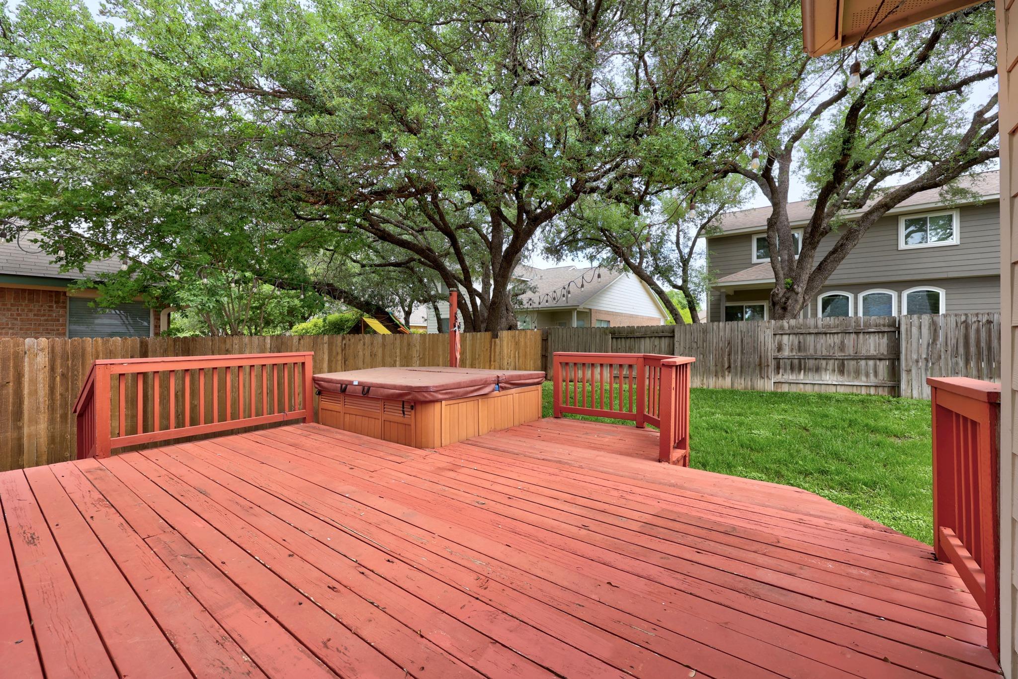 306 Olmos Dr, Leander, TX 78641
