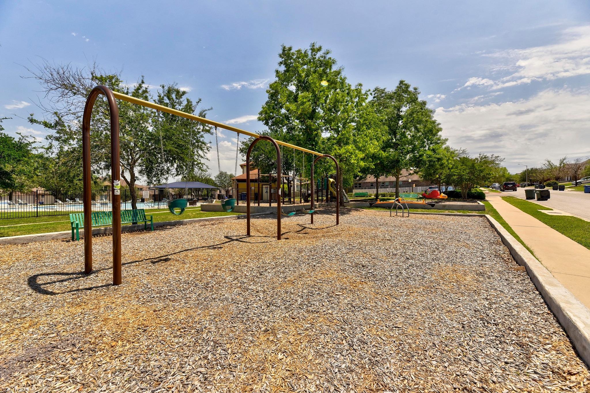 306 Olmos Dr, Leander, TX 78641