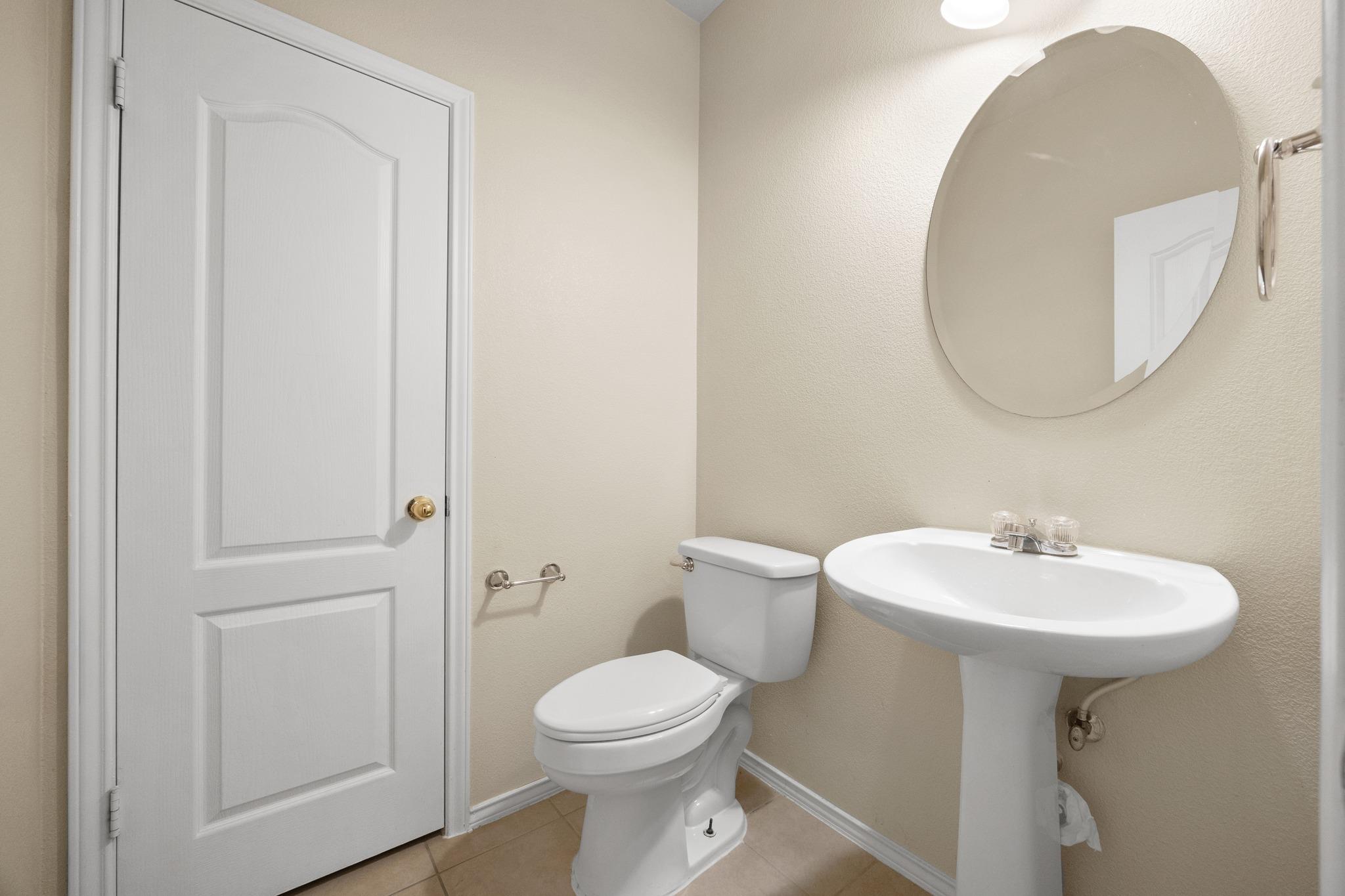 306 Olmos Dr, Leander, TX 78641