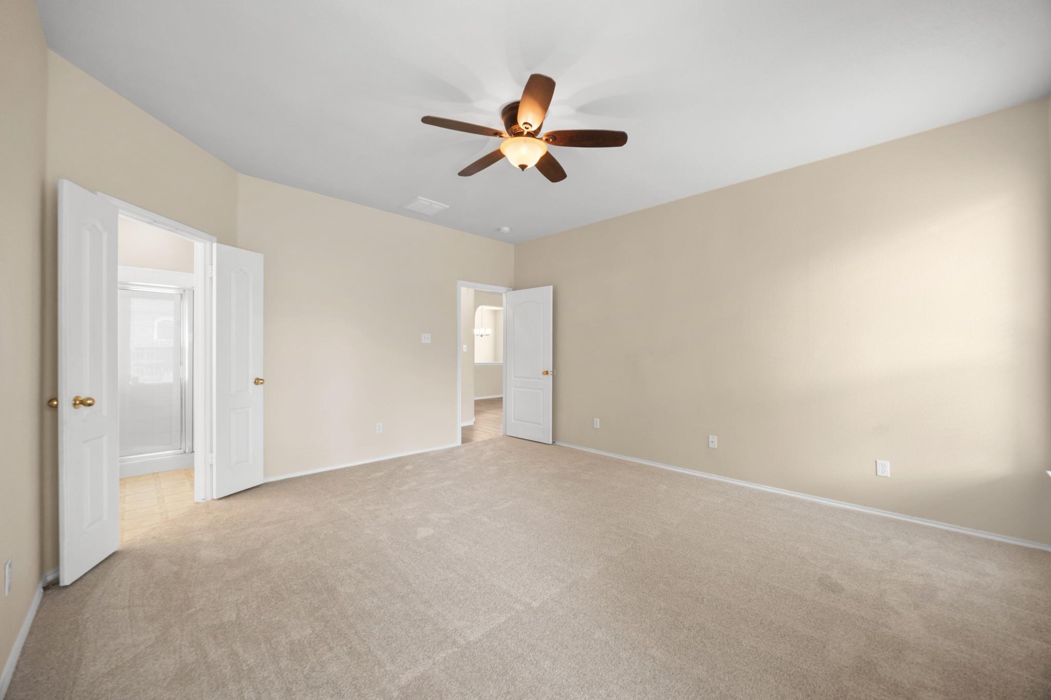 306 Olmos Dr, Leander, TX 78641