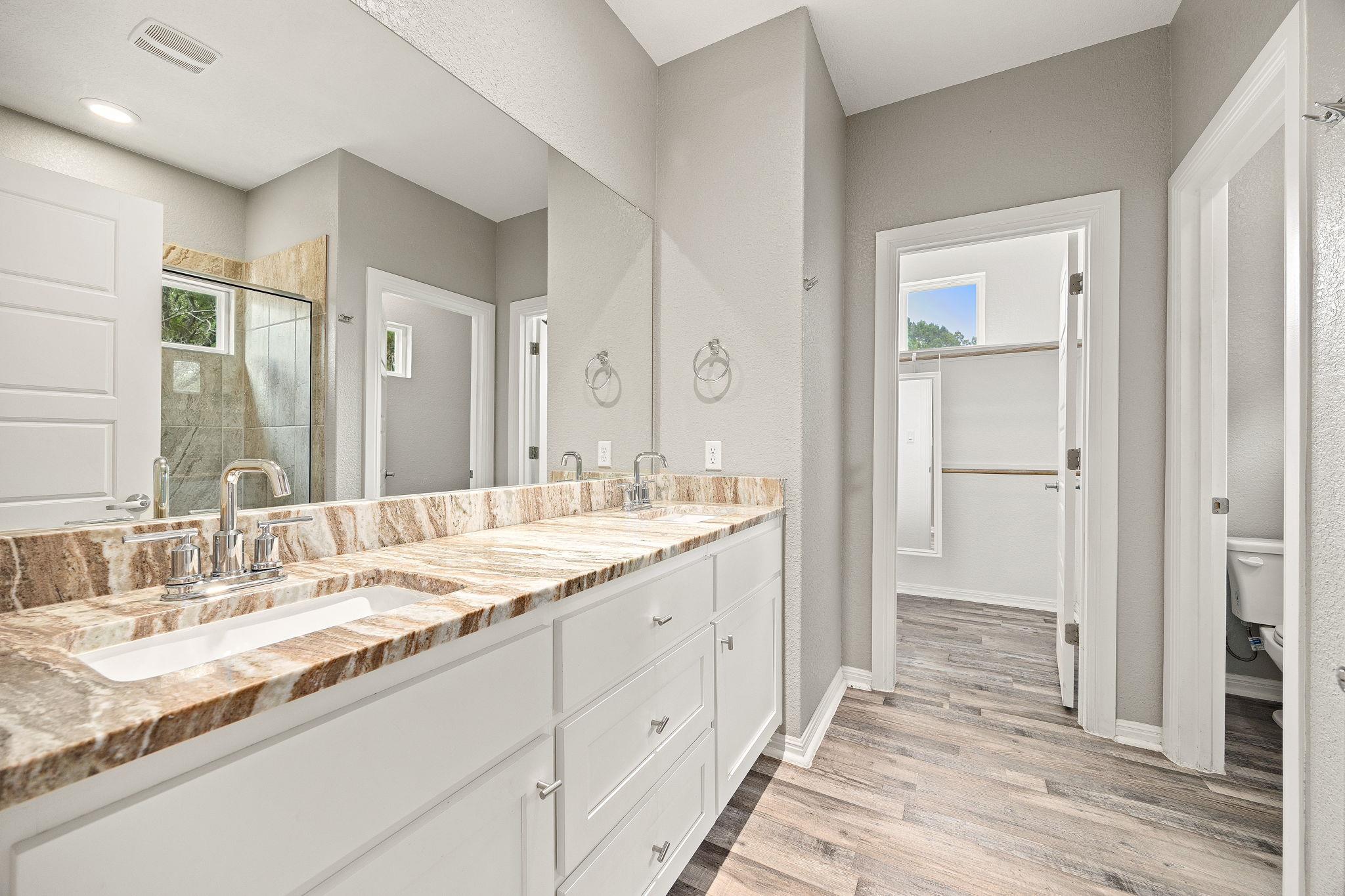 20601 Buckskin Rdg, Lago Vista, TX 78645