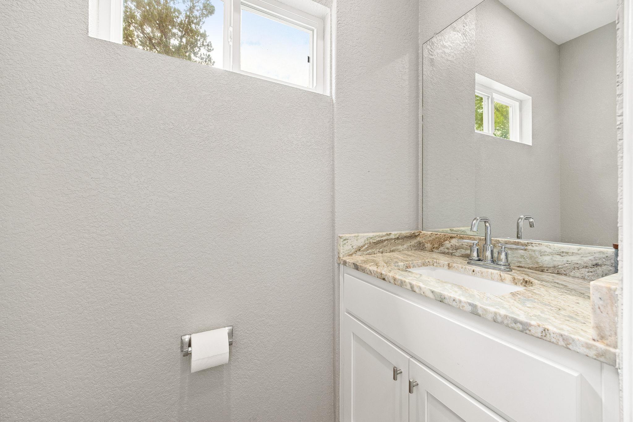 20601 Buckskin Rdg, Lago Vista, TX 78645