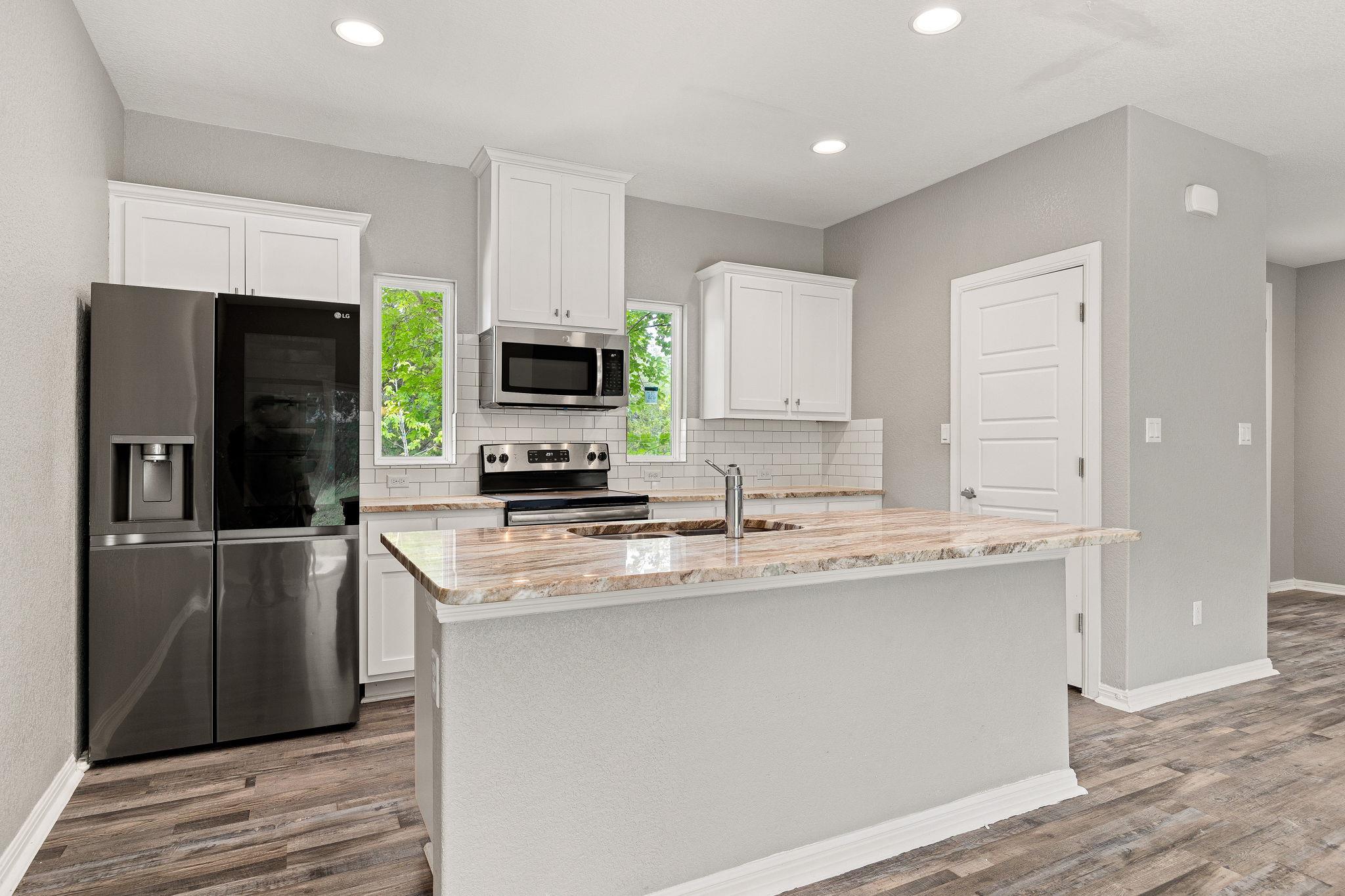 20601 Buckskin Rdg, Lago Vista, TX 78645