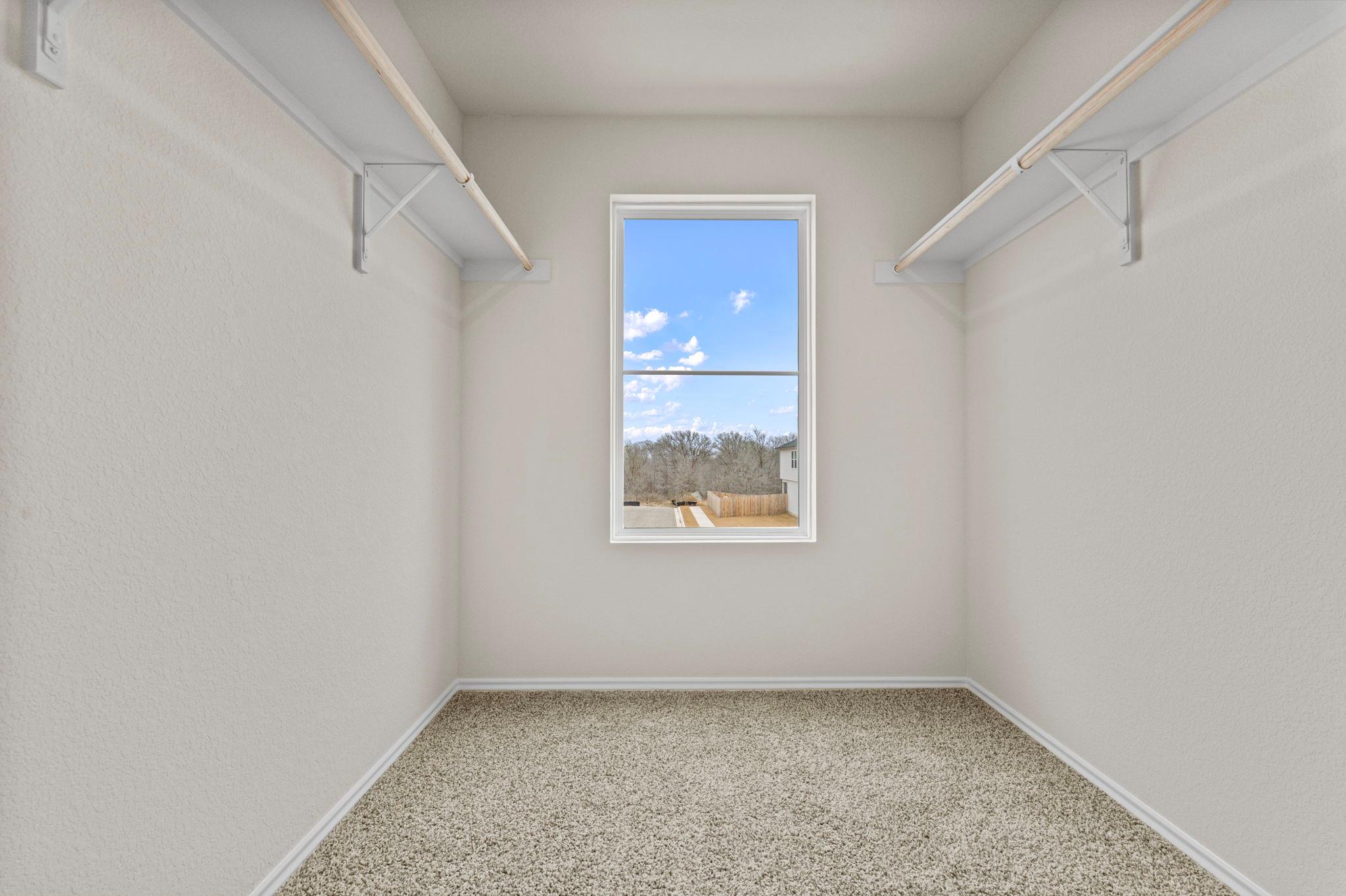 140 Langston Dr, Maxwell, TX 78640