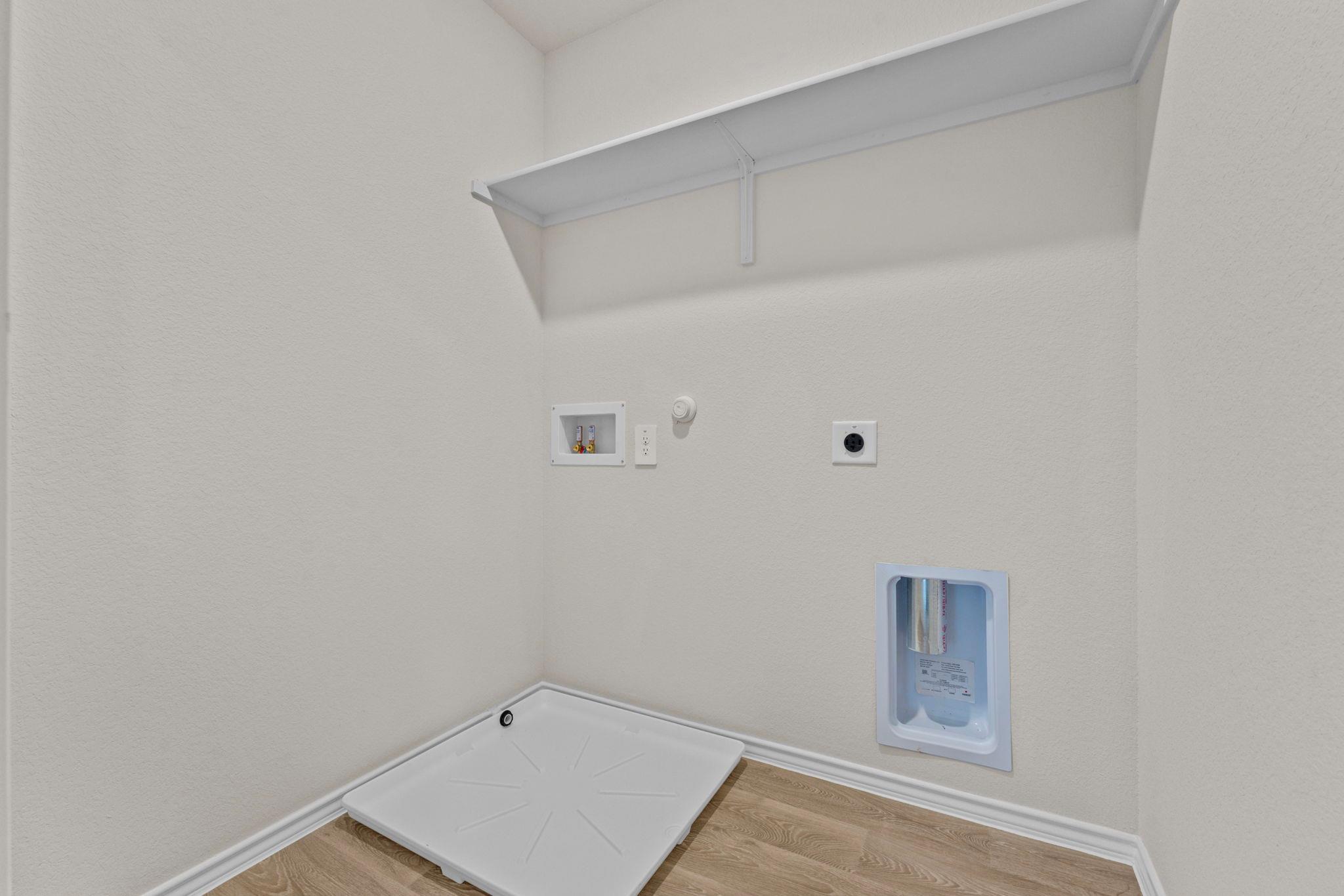 140 Langston Dr, Maxwell, TX 78640