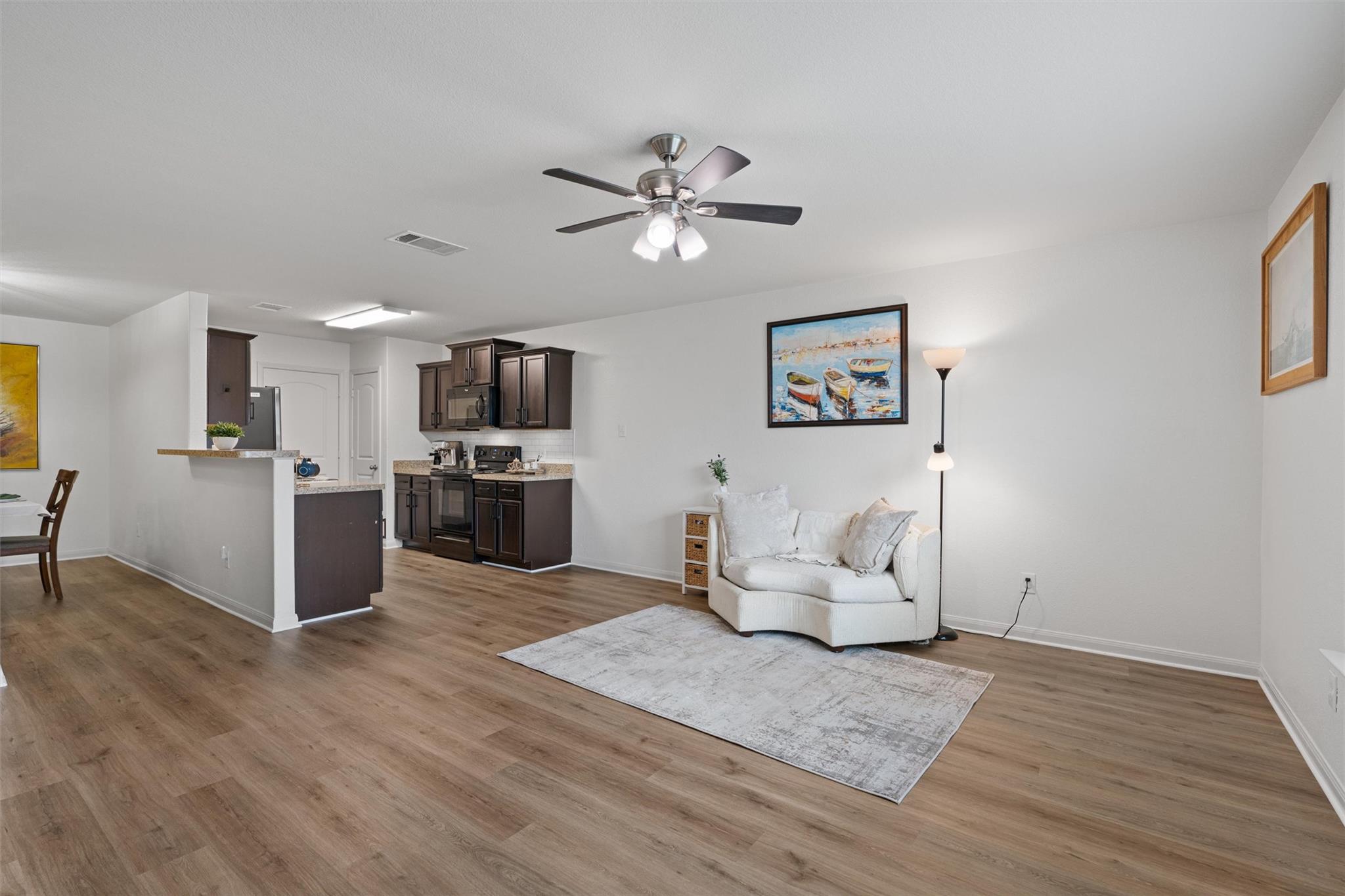 156 Proclamation Ave, Liberty Hill, TX 78642