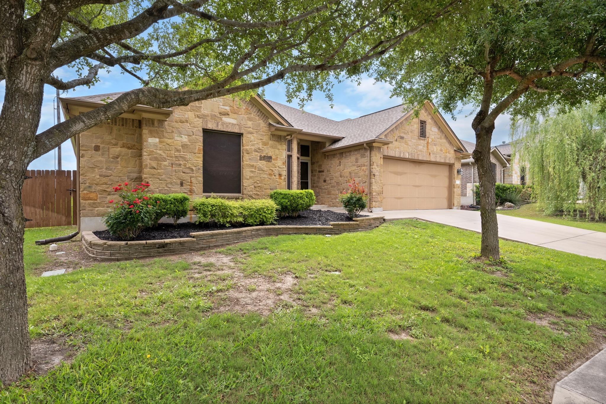 19925 Needle Pine Dr, Round Rock, TX 78664