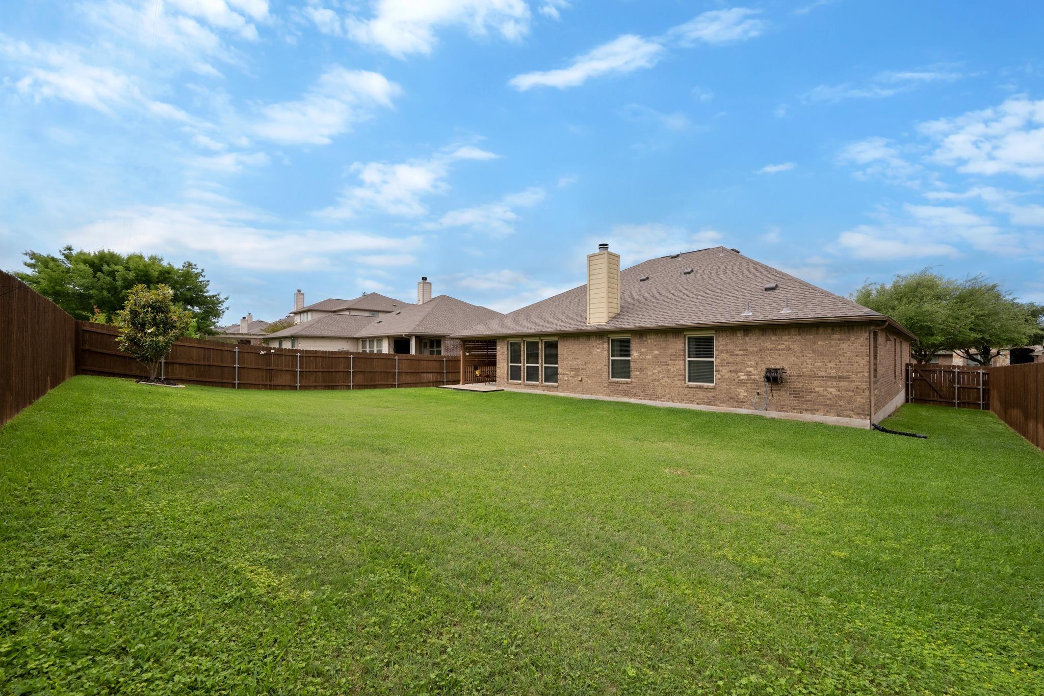19925 Needle Pine Dr, Round Rock, TX 78664
