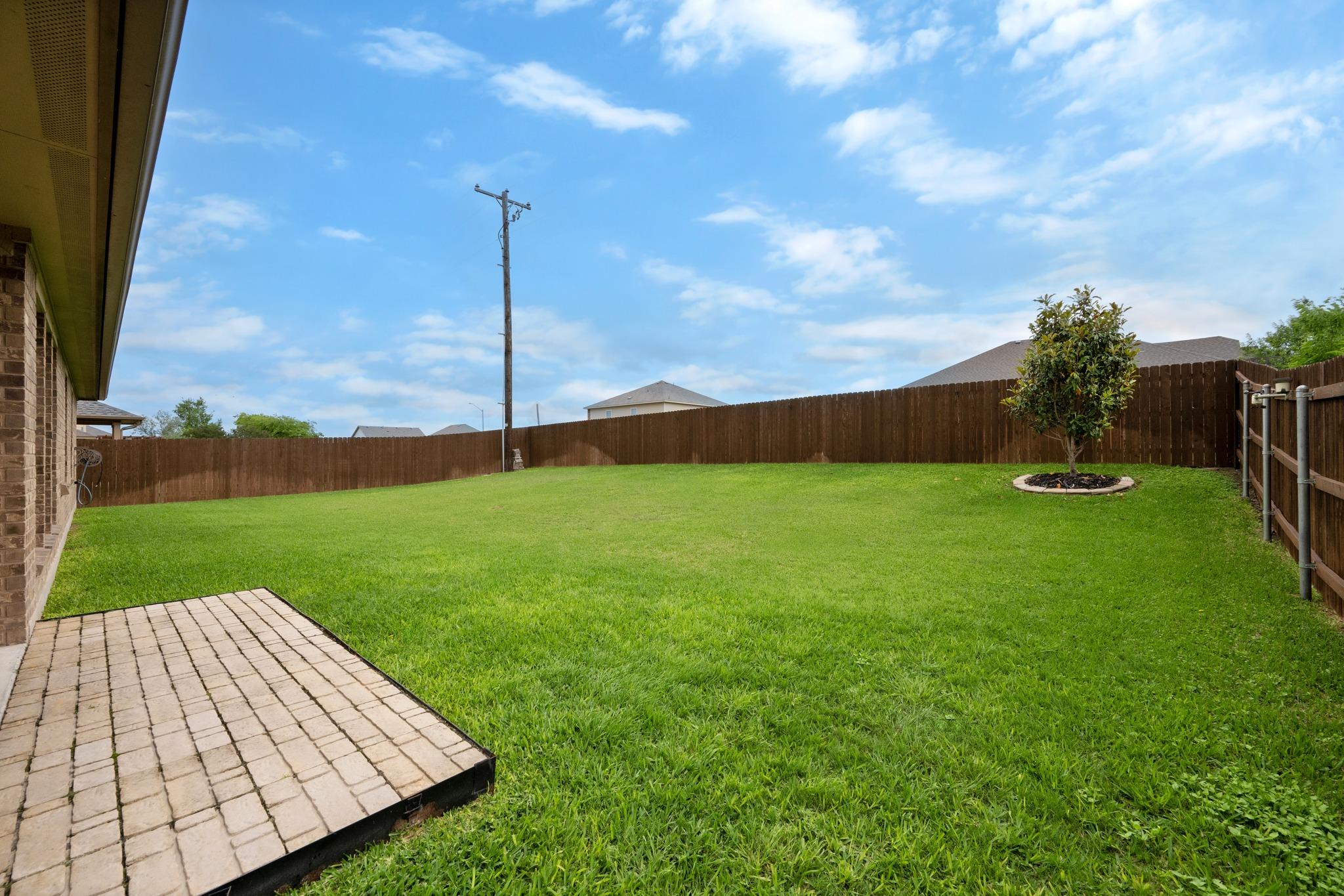 19925 Needle Pine Dr, Round Rock, TX 78664
