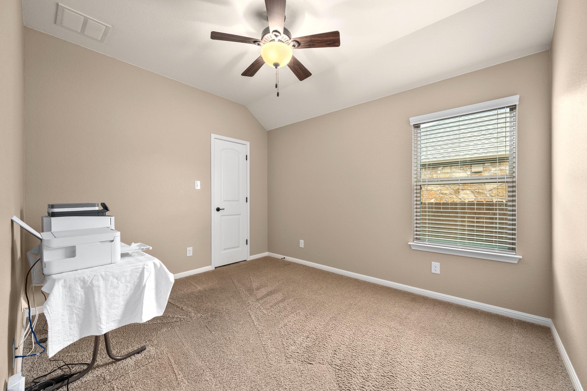 19925 Needle Pine Dr, Round Rock, TX 78664