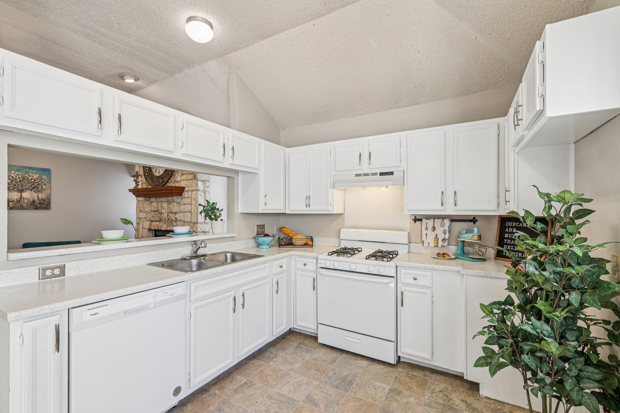 1503 Lantana Dr, Round Rock, TX 78664