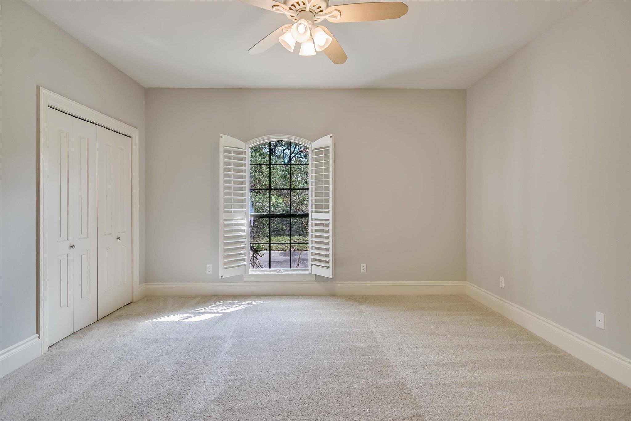 19620 Single Peak Cv, Spicewood, TX 78669