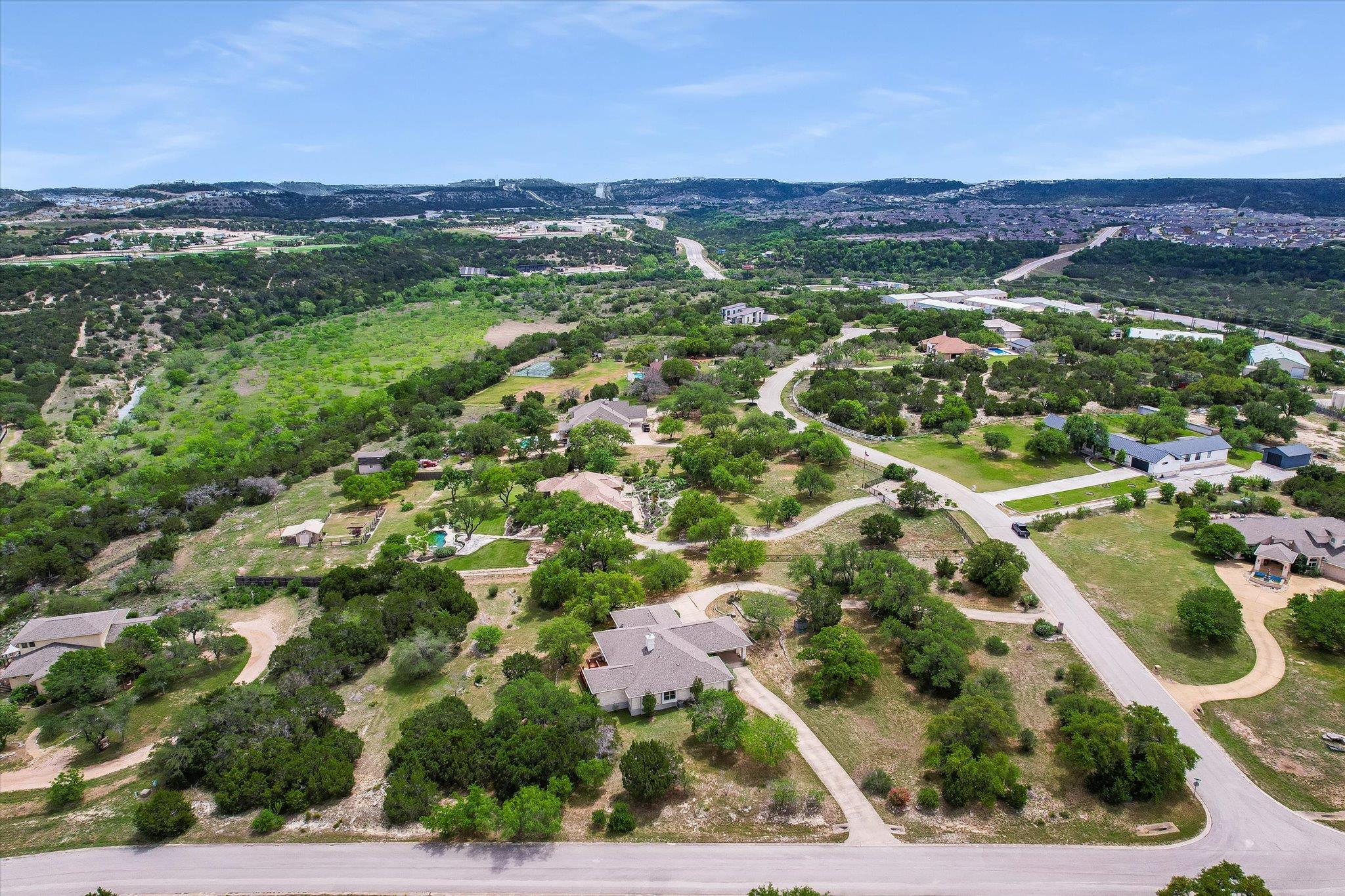 19620 Single Peak Cv, Spicewood, TX 78669