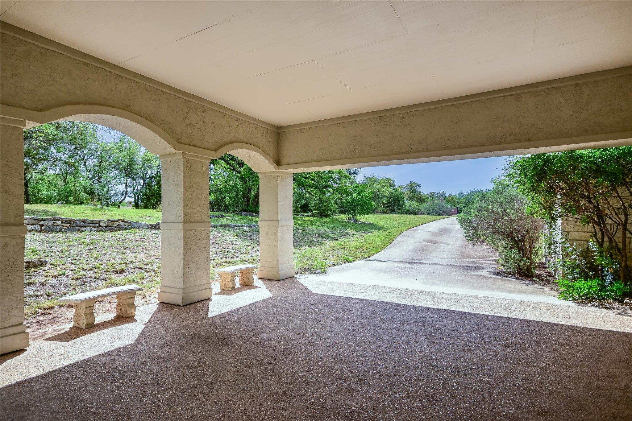 19620 Single Peak Cv, Spicewood, TX 78669