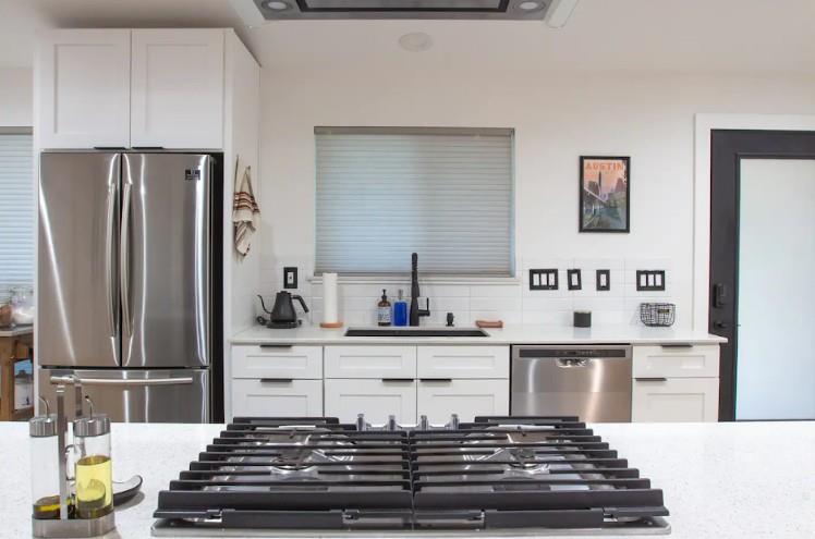 9802 Kendal Dr, Austin, TX 78753