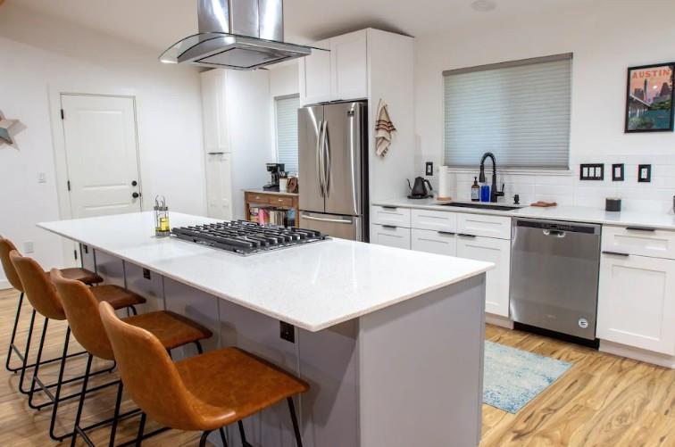 9802 Kendal Dr, Austin, TX 78753