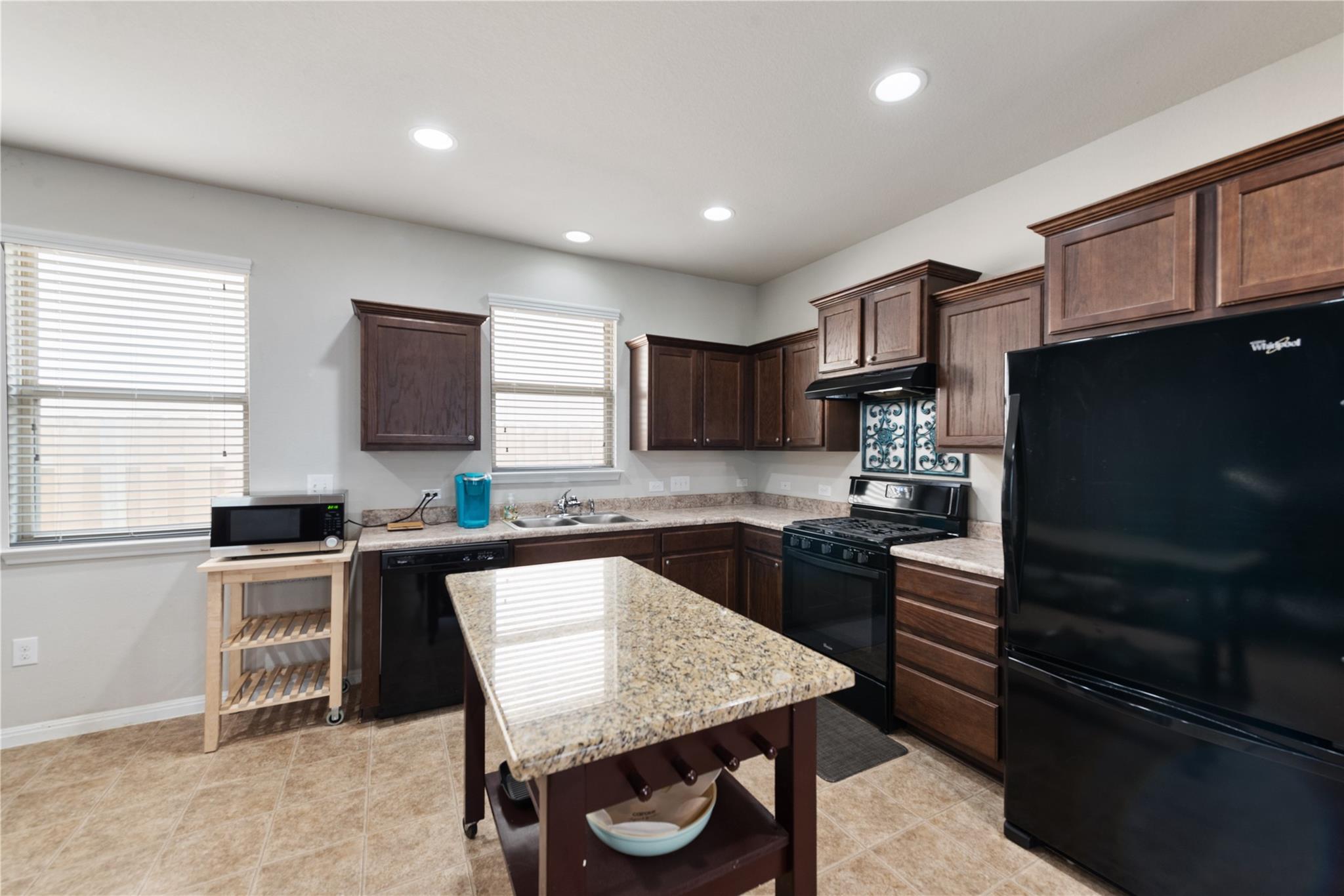 213 Sambar Dr, Buda, TX 78610