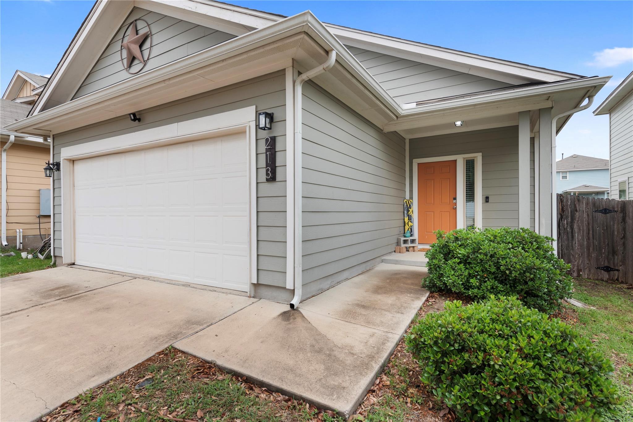 213 Sambar Dr, Buda, TX 78610