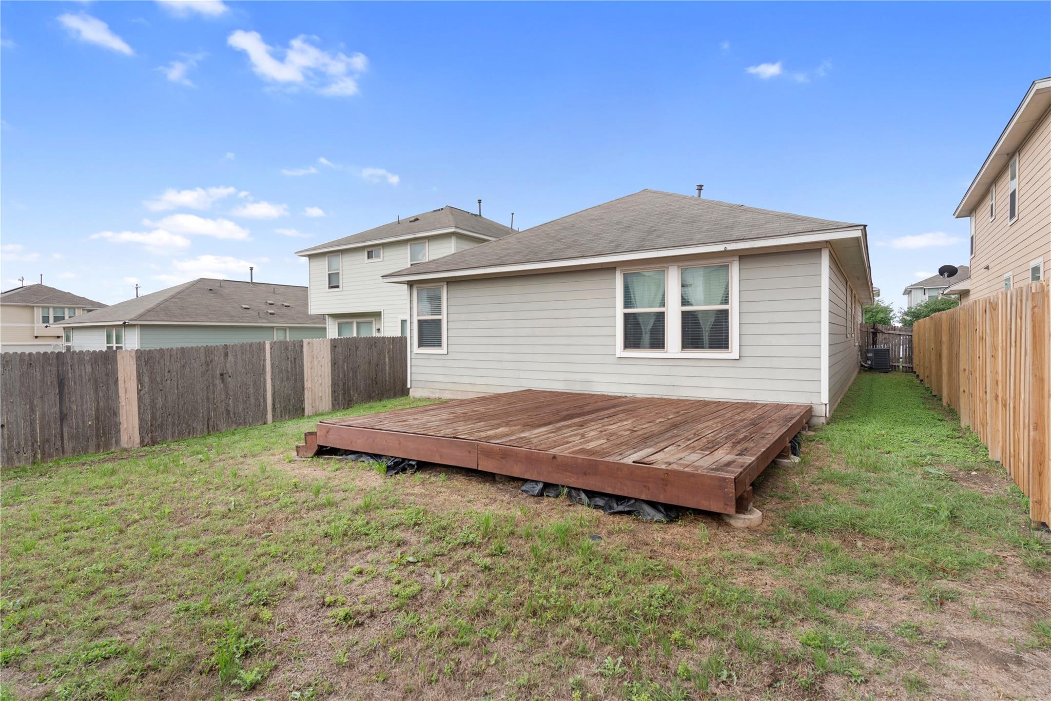 213 Sambar Dr, Buda, TX 78610