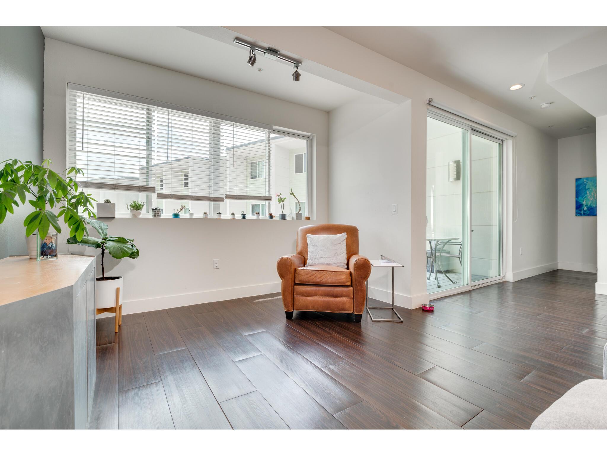 604 N Bluff Dr # 205, Austin, TX 78745