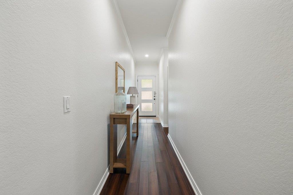 2720 Cascade Falls Dr, Austin, TX 78738