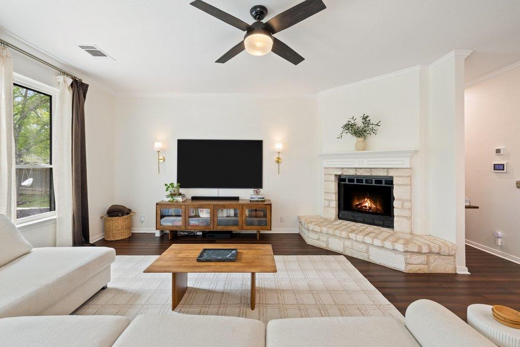 2720 Cascade Falls Dr, Austin, TX 78738