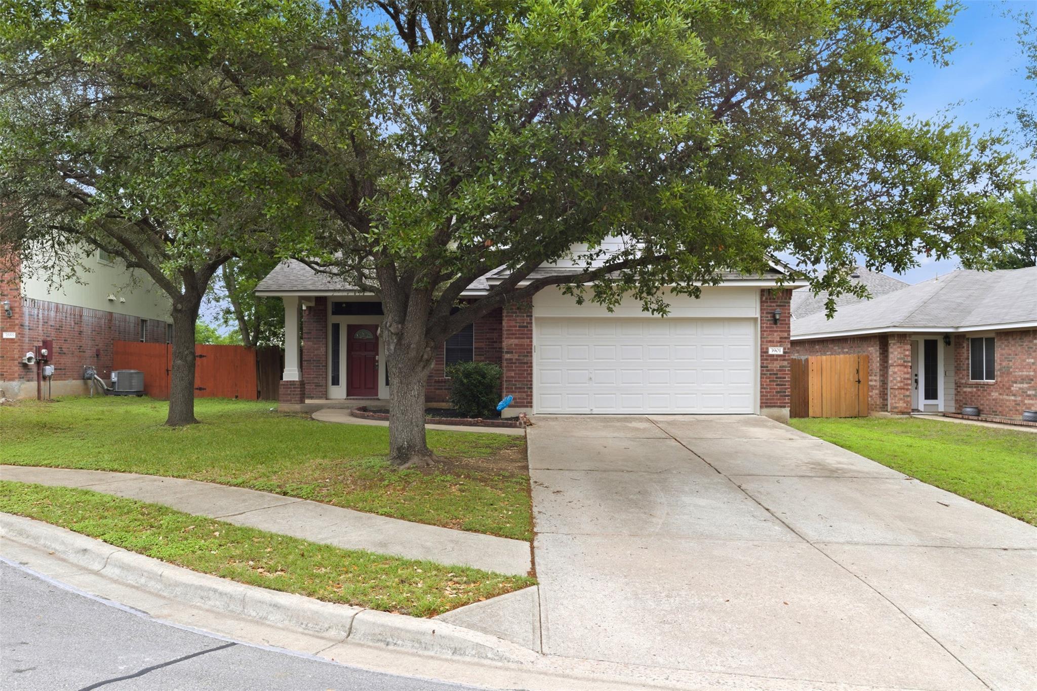 3901 Whitey Ford Way, Round Rock, TX 78665