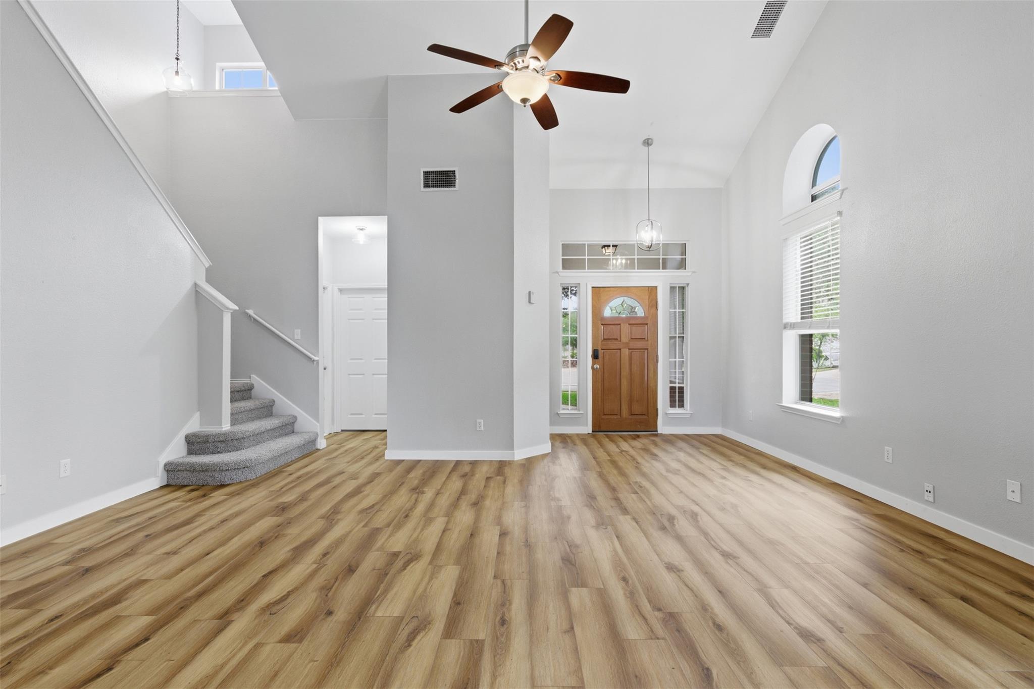 3901 Whitey Ford Way, Round Rock, TX 78665