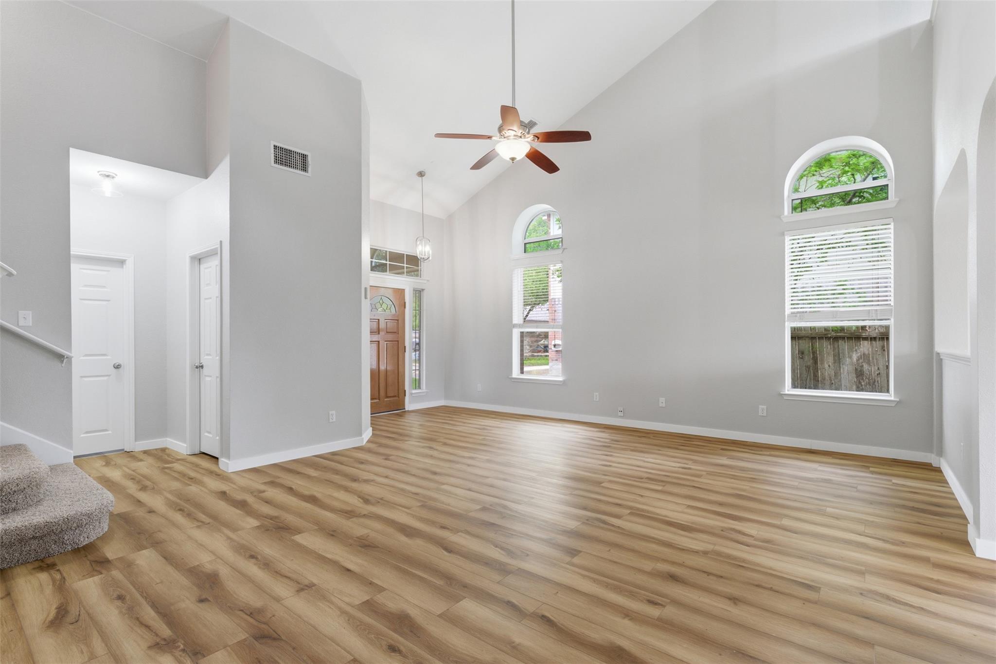 3901 Whitey Ford Way, Round Rock, TX 78665