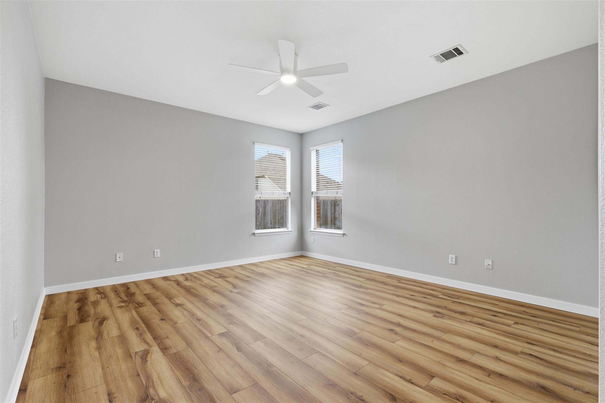 3901 Whitey Ford Way, Round Rock, TX 78665