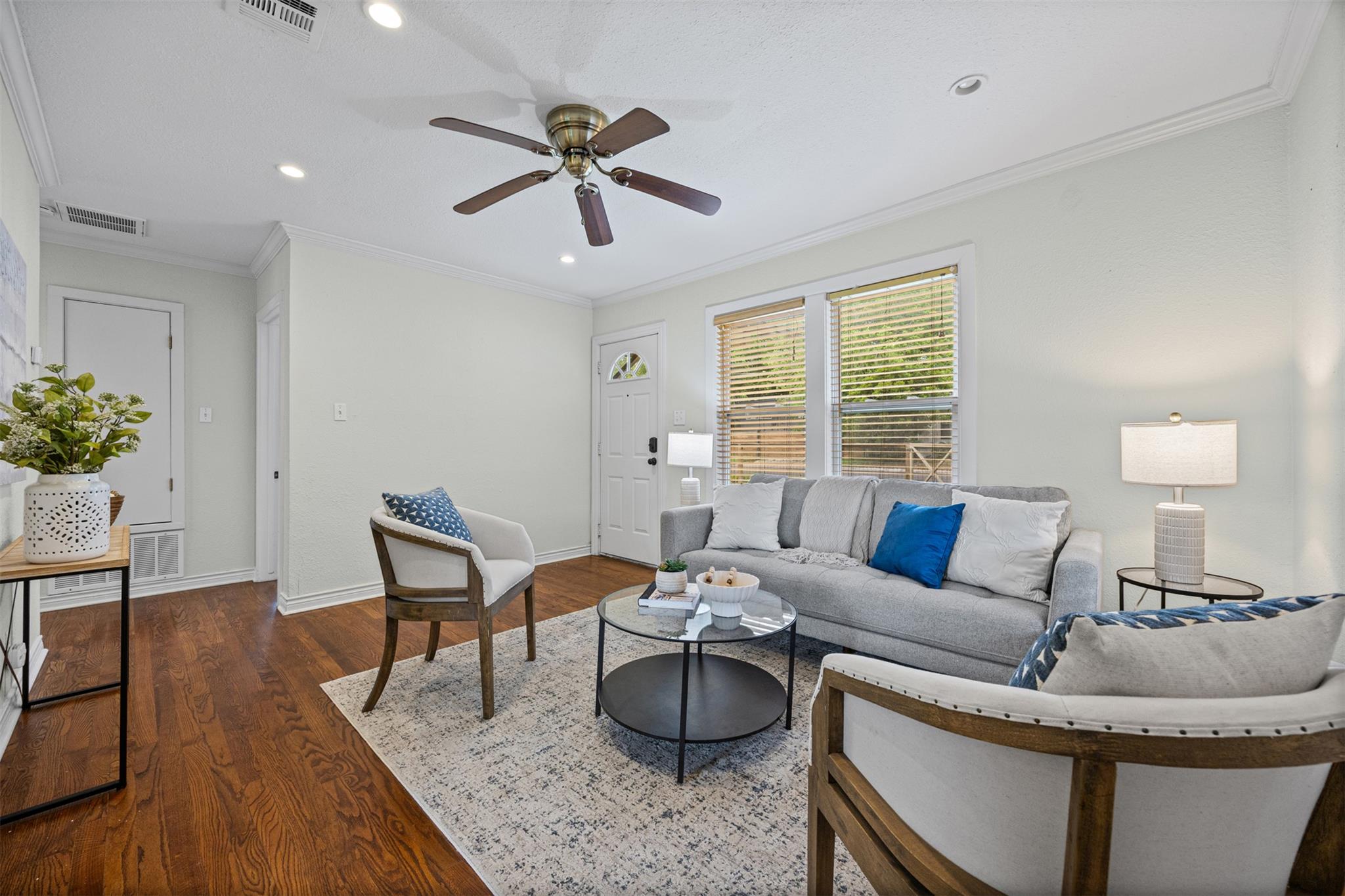 2403 S 2nd St, Austin, TX 78704