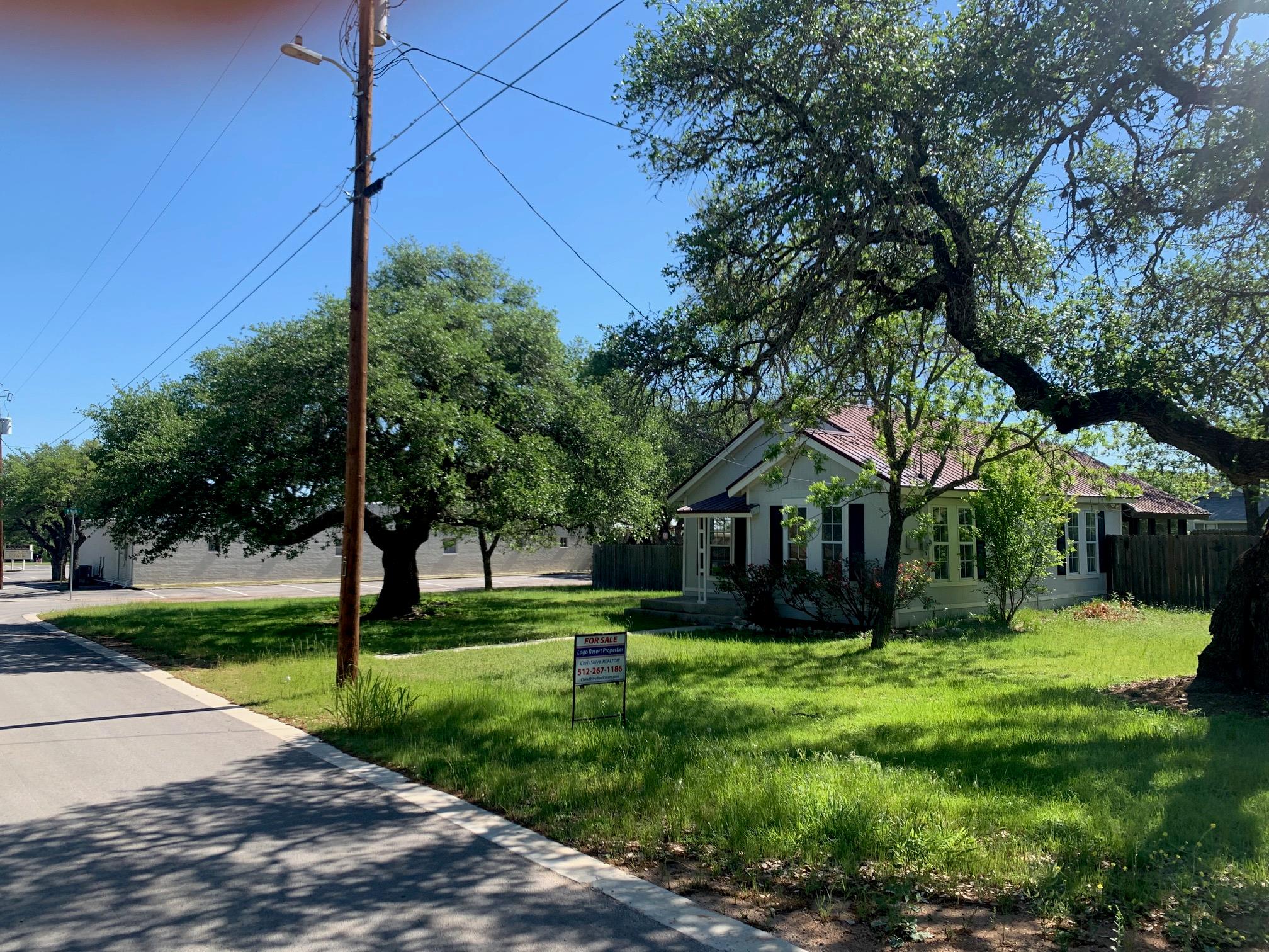 435 N West St, Bertram, TX 78605