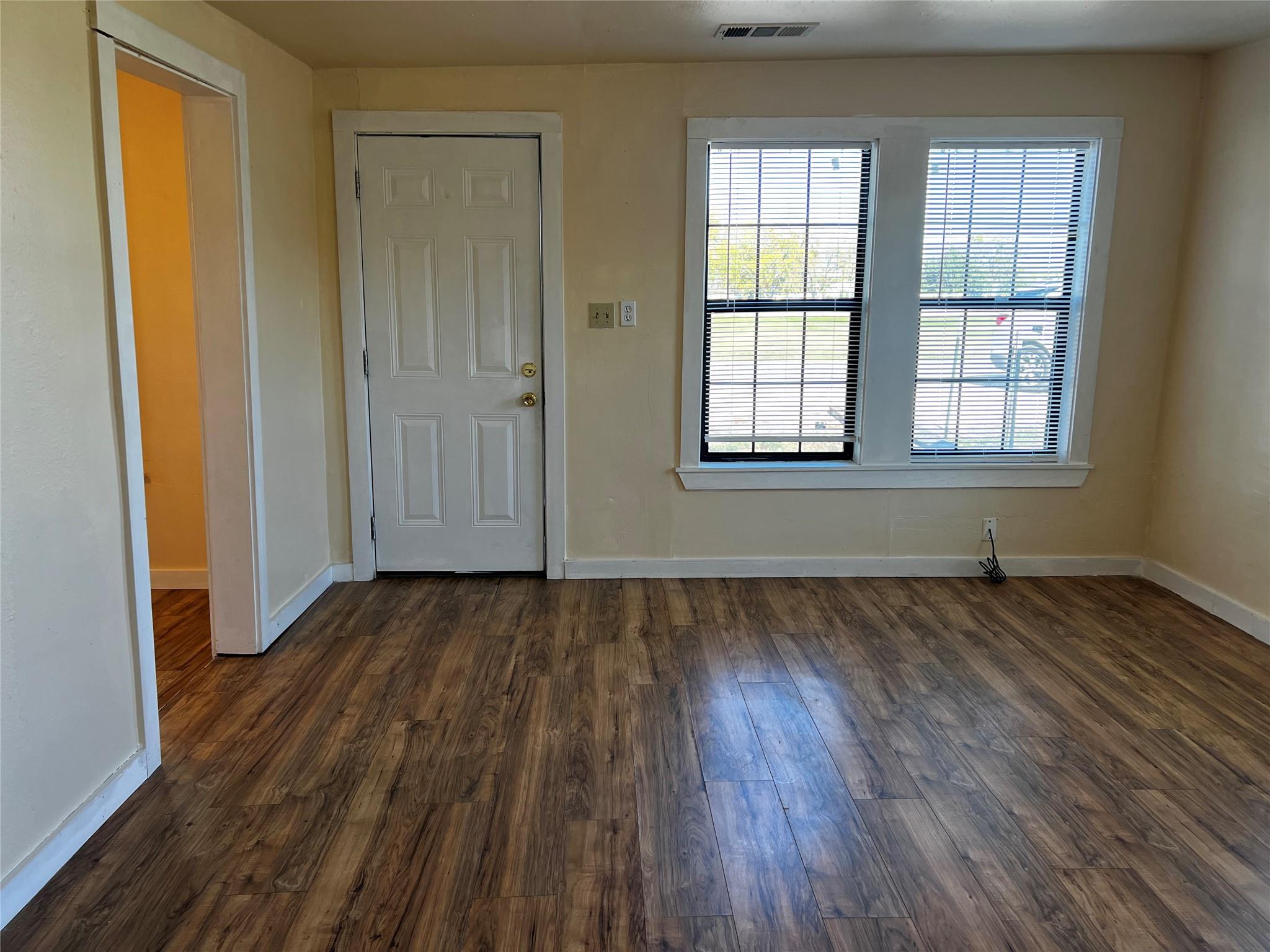 102 E Carrie Manor St, Manor, TX 78653