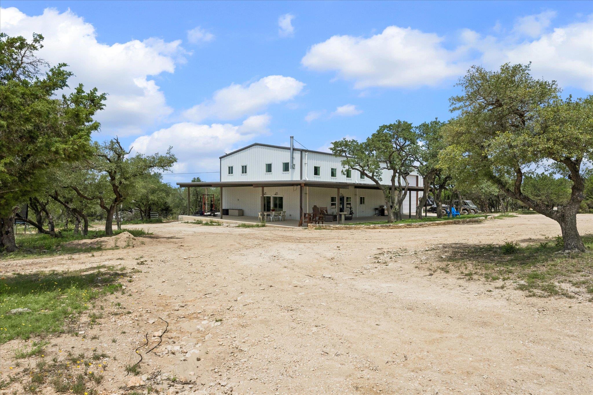 6411 W Fitzhugh Rd, Dripping Springs, TX 78620