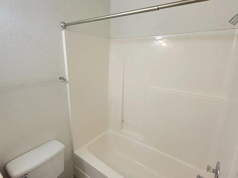 812 Sagewood Trl, San Marcos, TX 78666