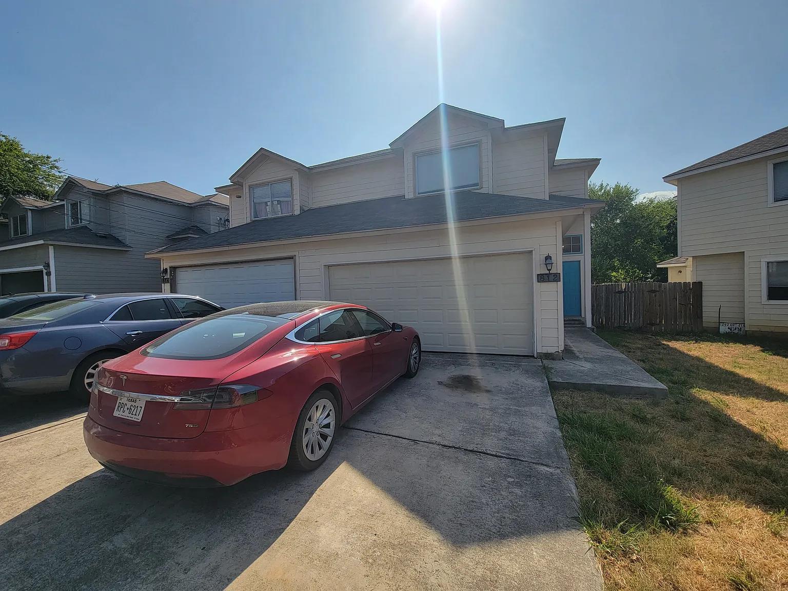 812 Sagewood Trl, San Marcos, TX 78666