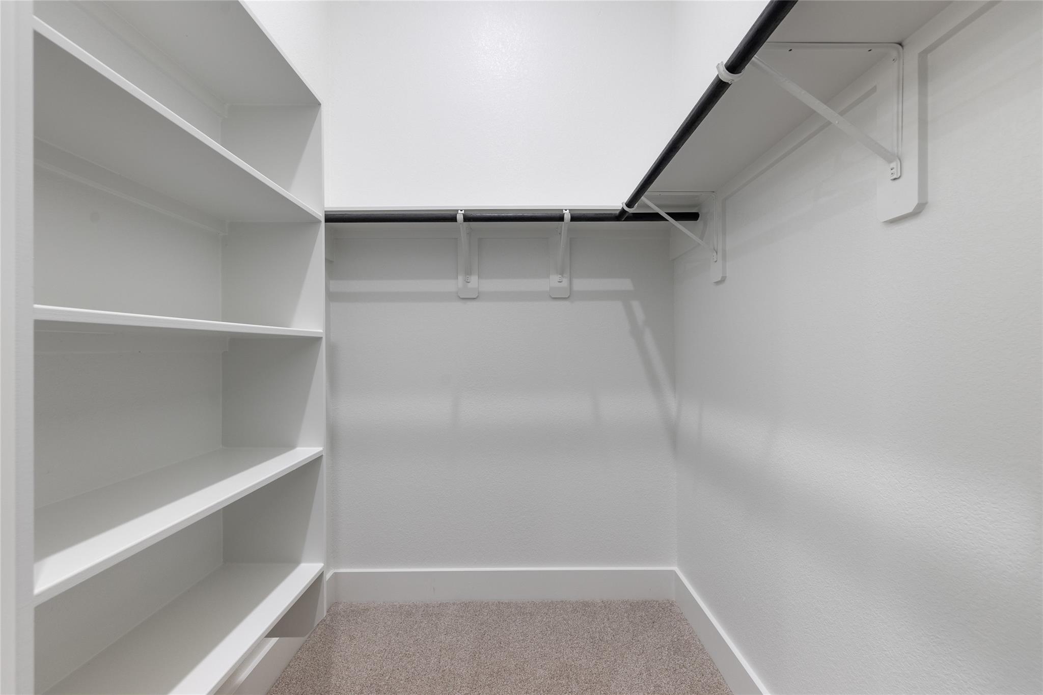 626 Bay Breeze Dr, Kyle, TX 78640