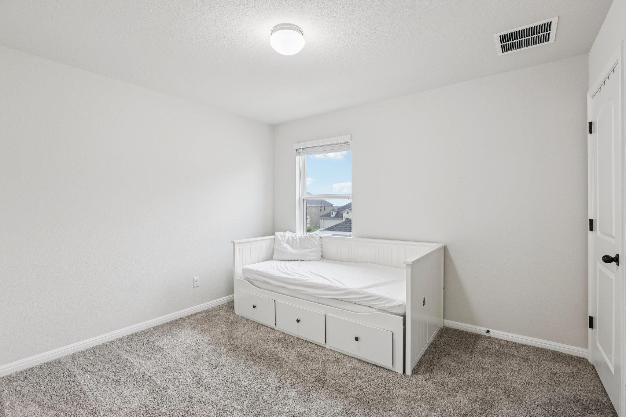 204 Swinging H Ln, Georgetown, TX 78633