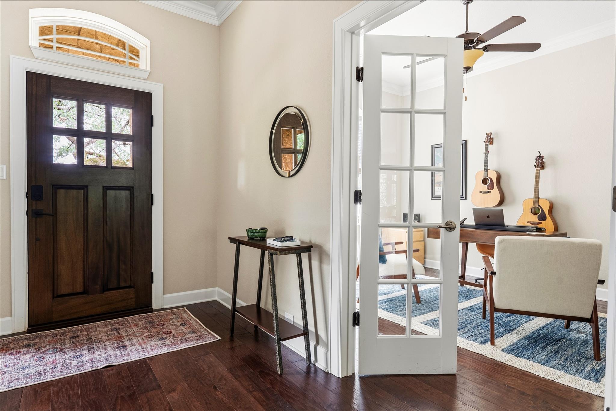 7013 Mitra Dr, Austin, TX 78739