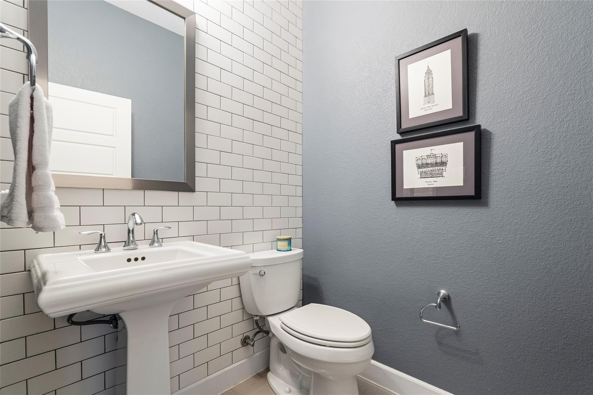 7013 Mitra Dr, Austin, TX 78739