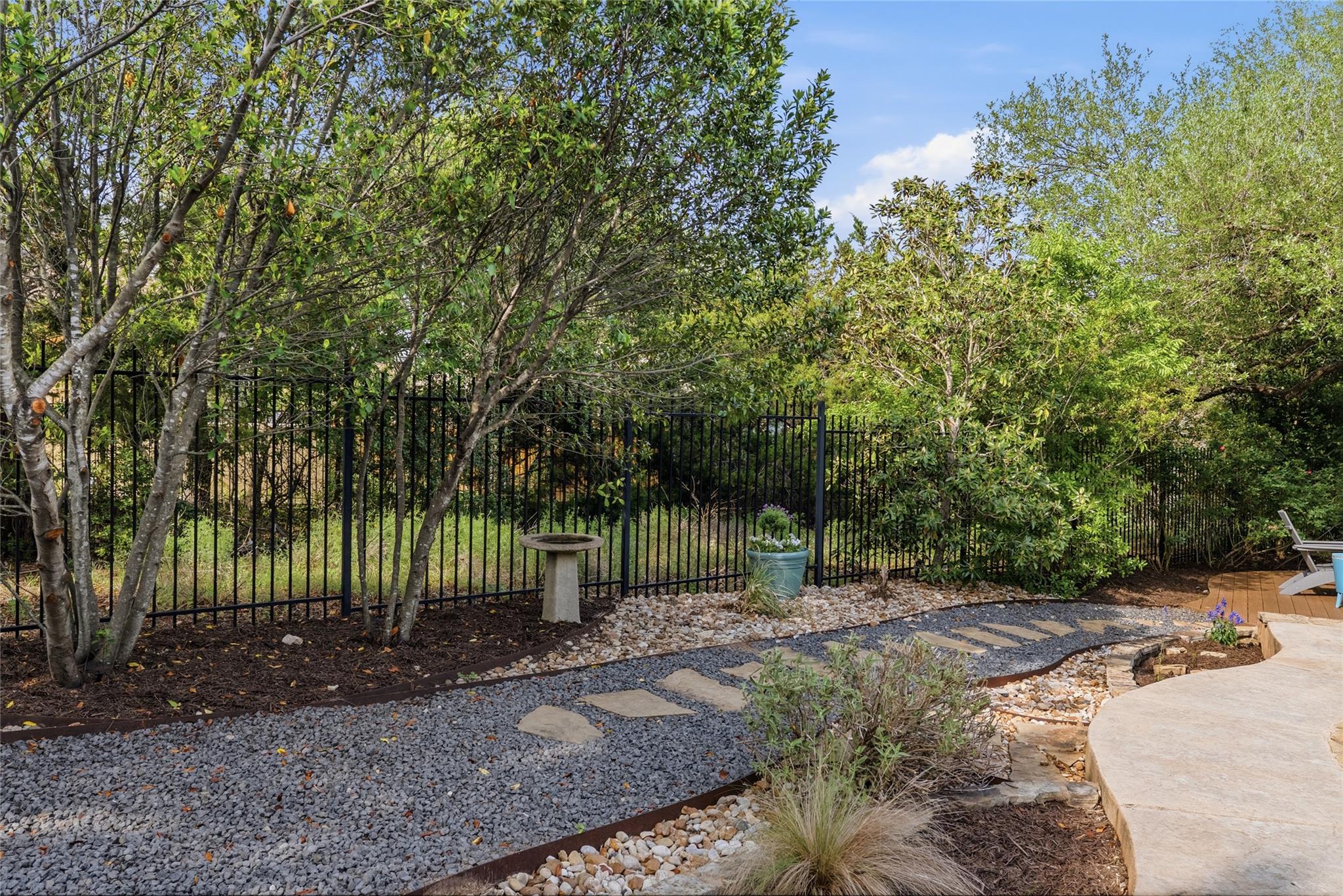 7013 Mitra Dr, Austin, TX 78739