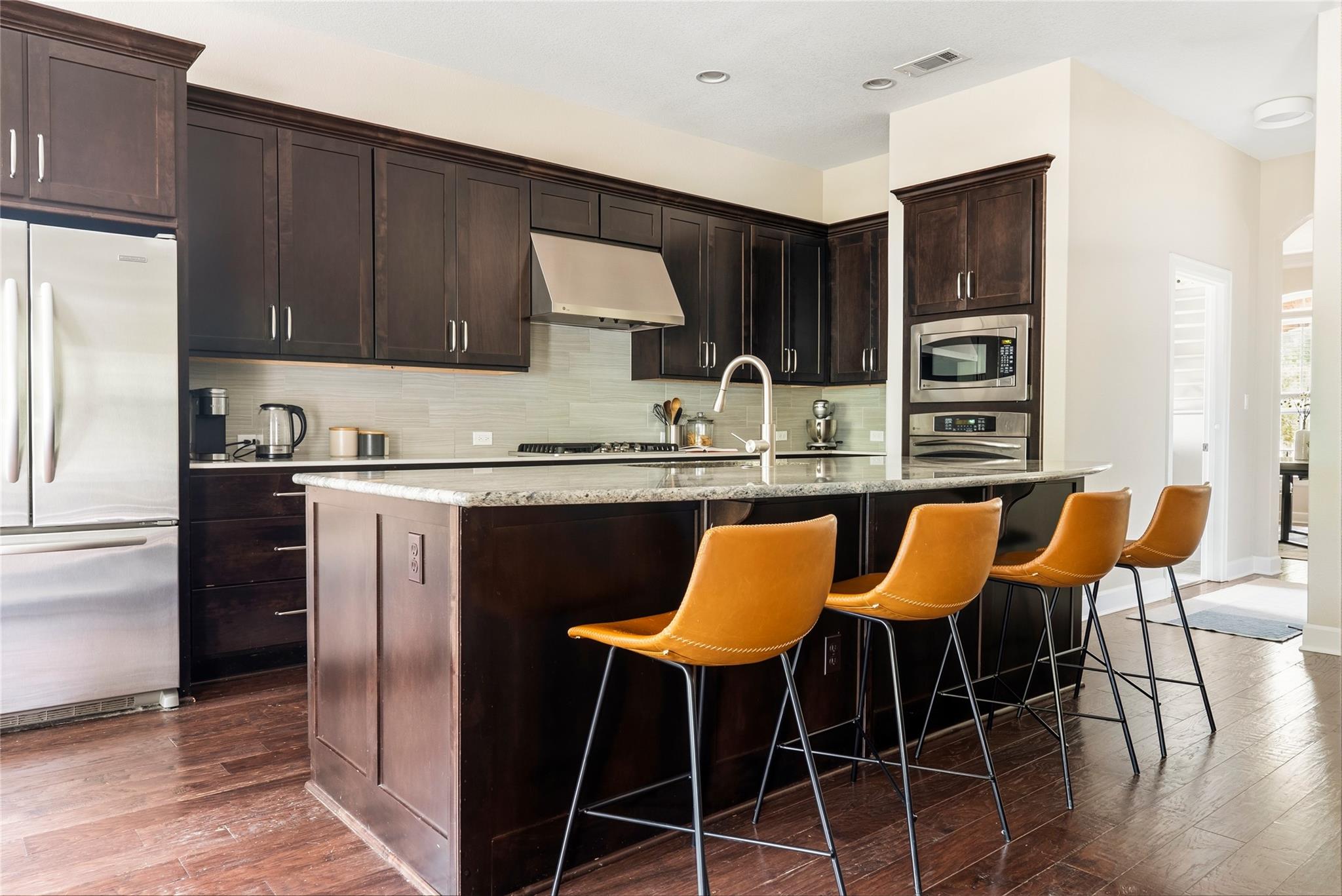 7013 Mitra Dr, Austin, TX 78739