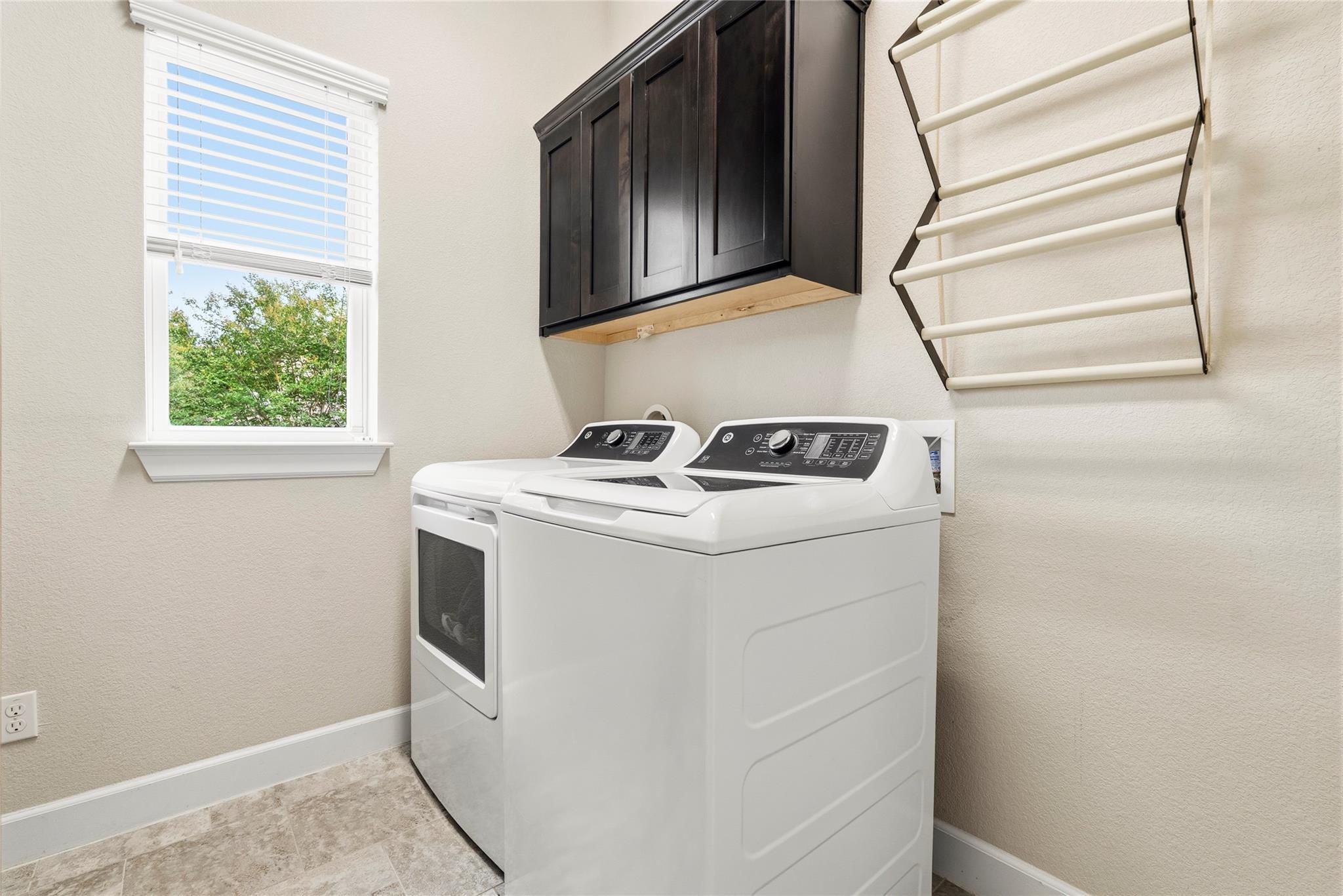 7013 Mitra Dr, Austin, TX 78739