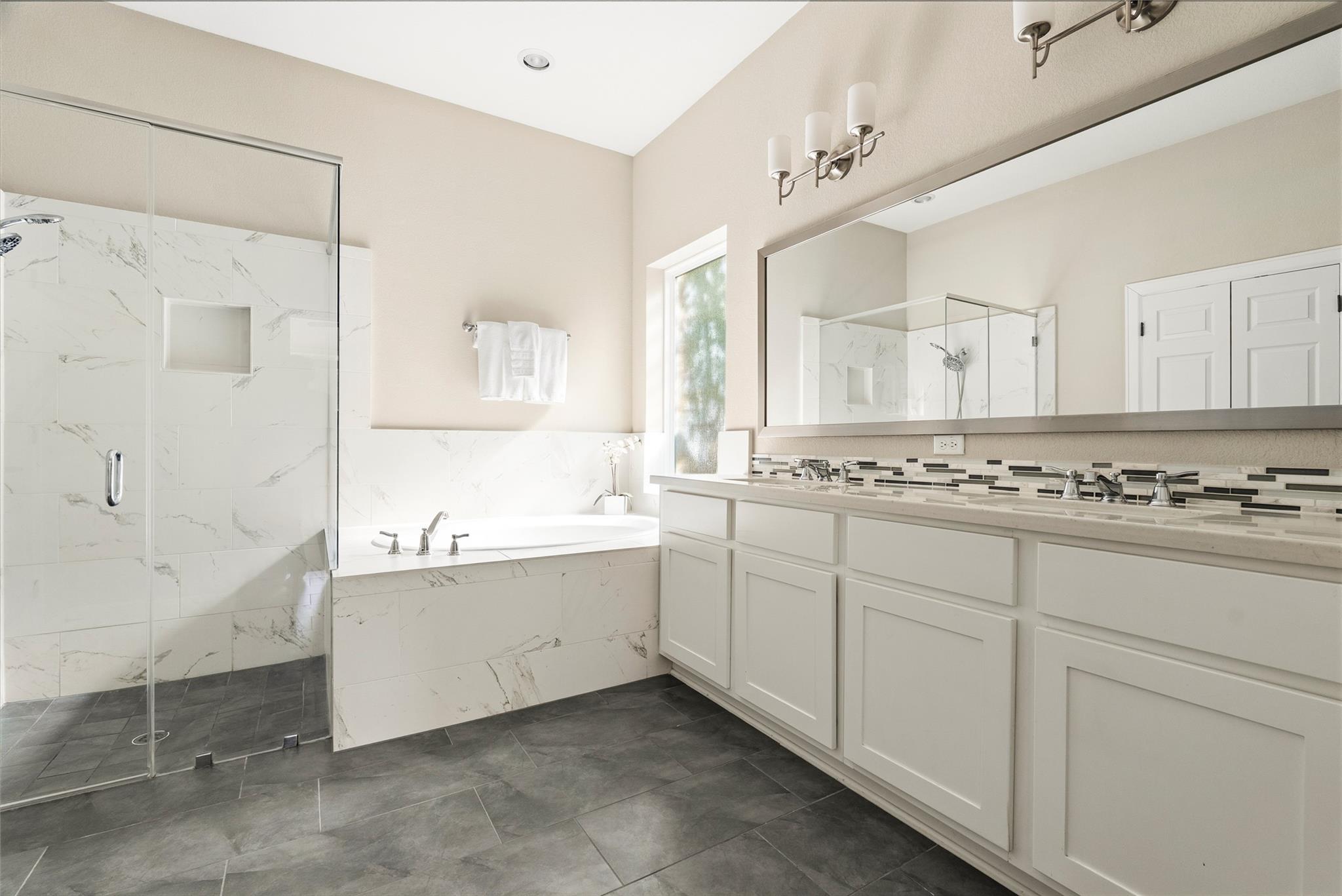 7013 Mitra Dr, Austin, TX 78739