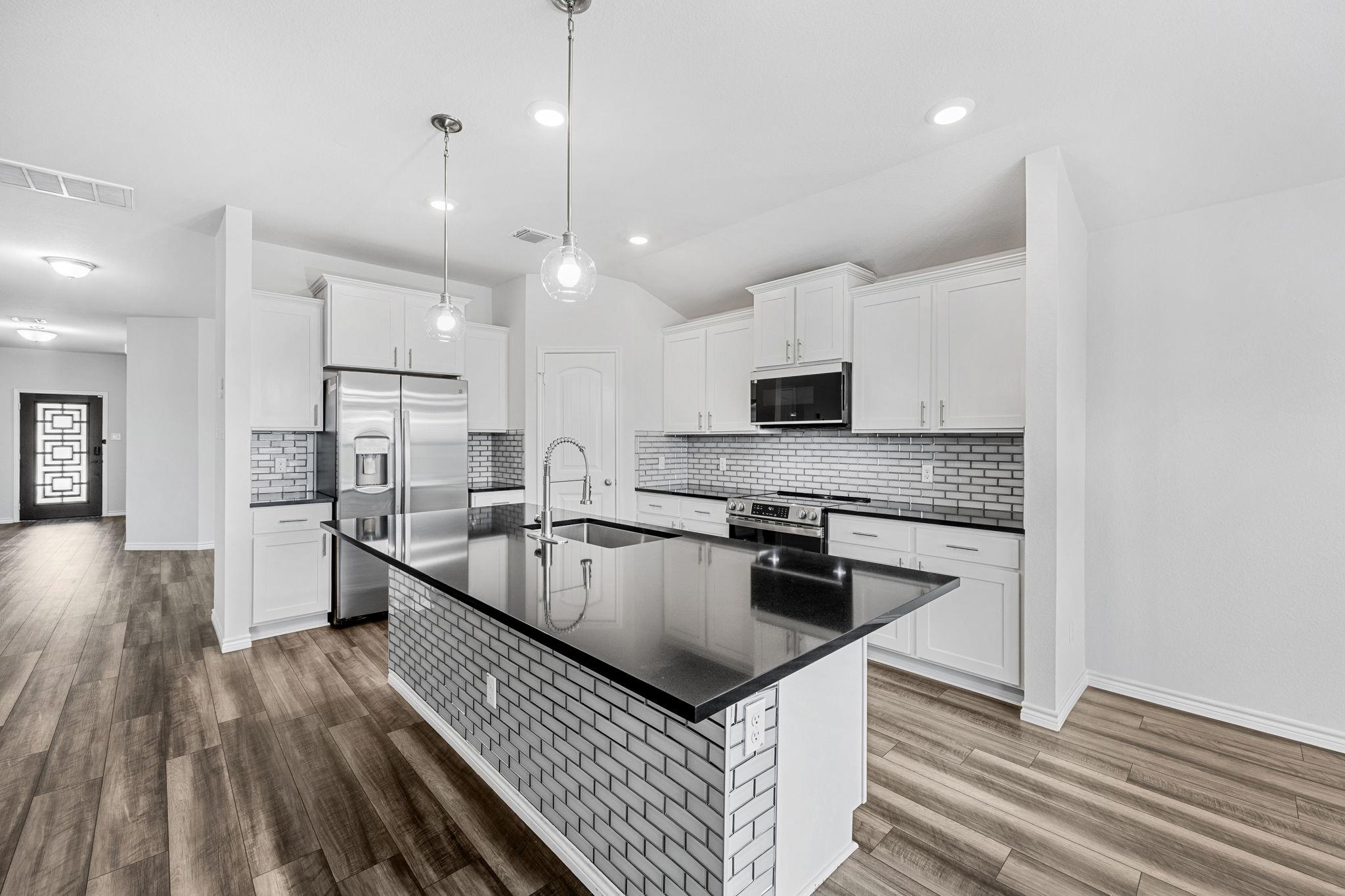 6166 Lavaca Dr, Belton, TX 76513
