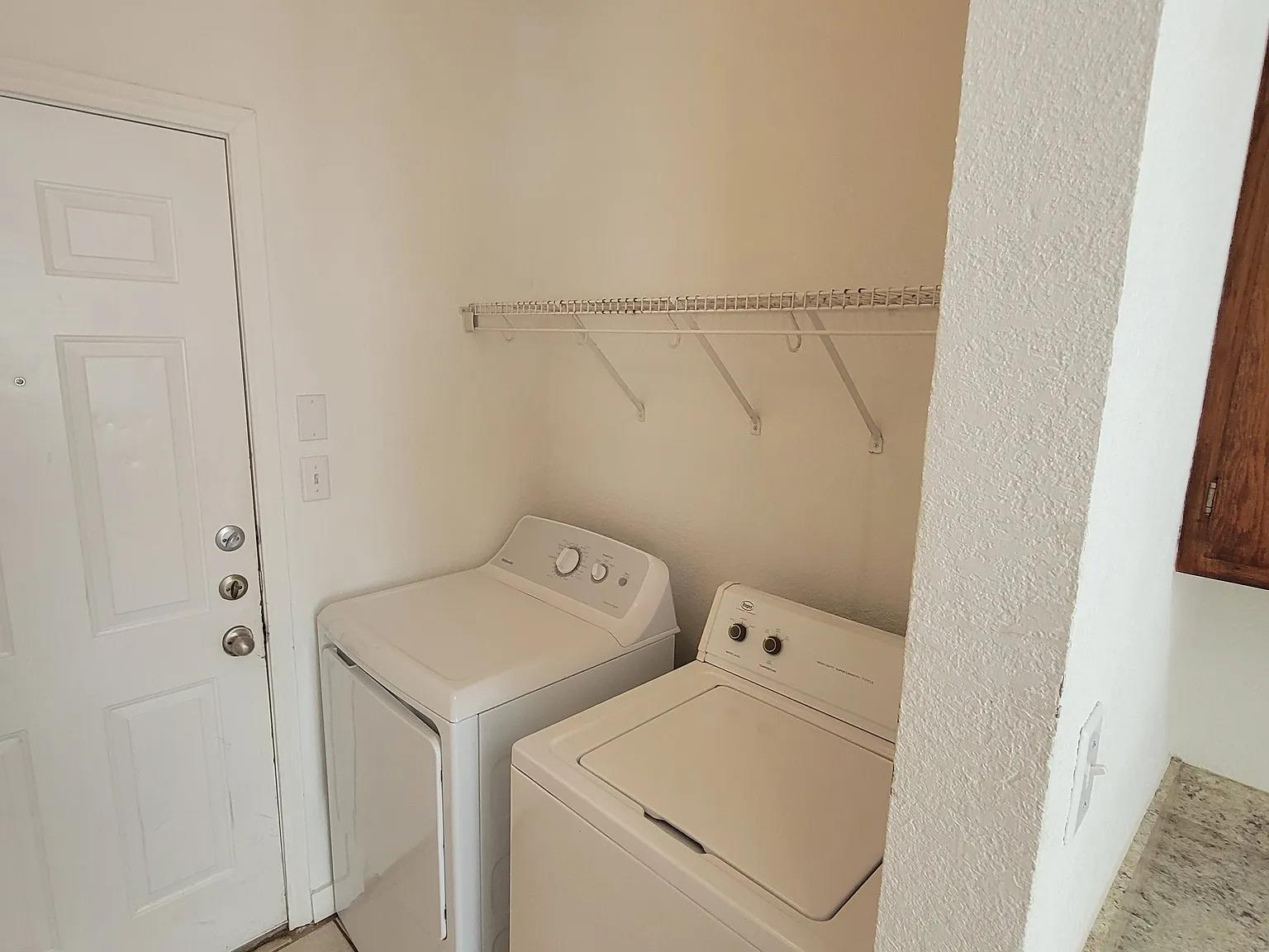 814 Sagewood Trl, San Marcos, TX 78666