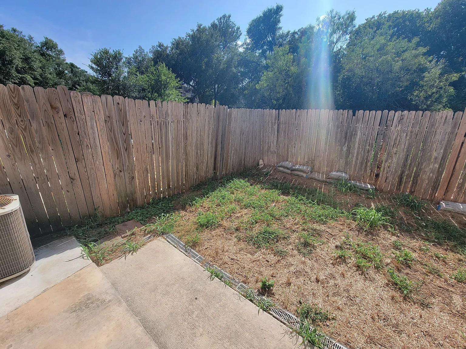 814 Sagewood Trl, San Marcos, TX 78666